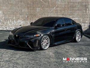 Alfa Romeo Giulia GTAm Style Front Bumper - Carbon Fiber - Without Parking Sensors